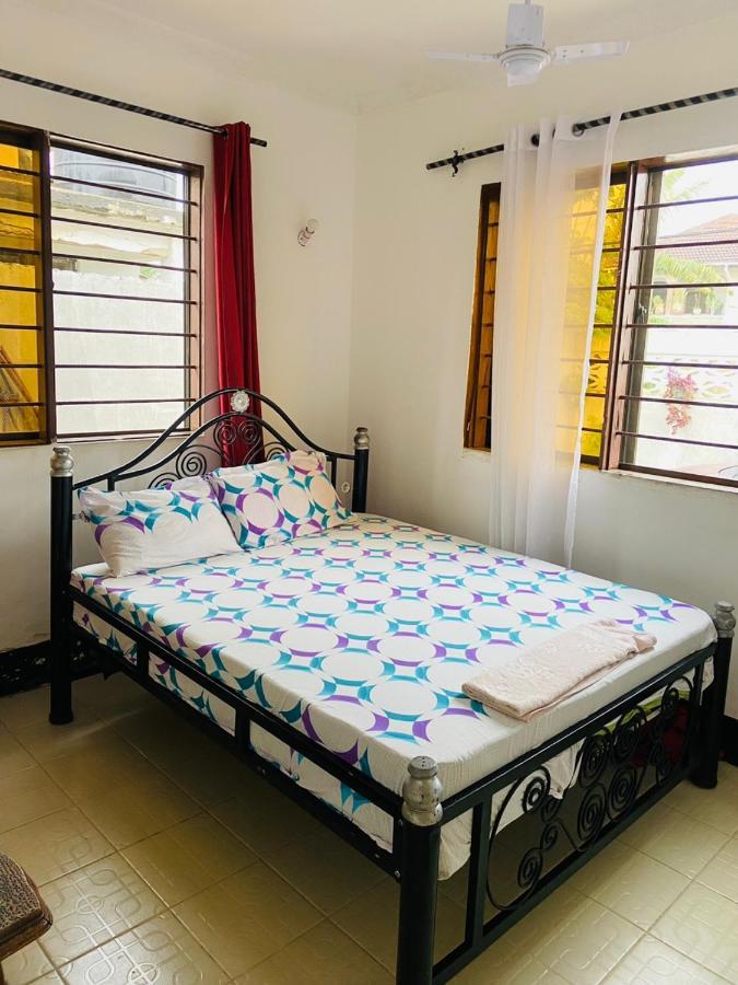 Mikocheni Home Stay Dar es Salaam Buitenkant foto