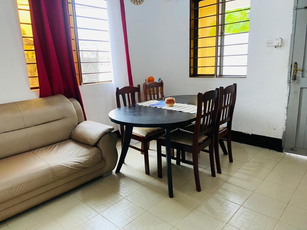 Mikocheni Home Stay Dar es Salaam Buitenkant foto